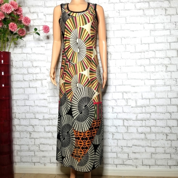 Sunny Leigh Dresses & Skirts - 💥Sunny Leigh Maxi Dress💥